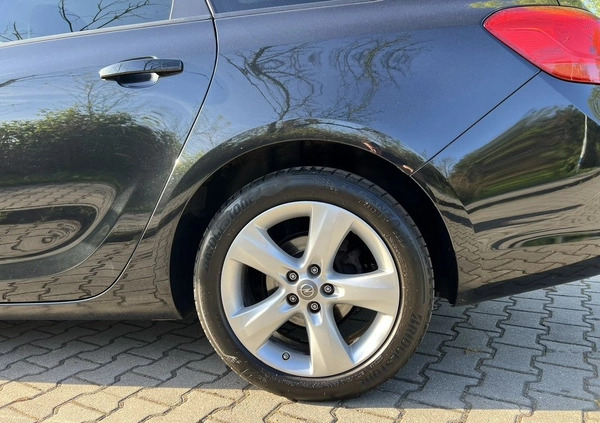 Opel Astra cena 38900 przebieg: 129999, rok produkcji 2015 z Pruchnik małe 781